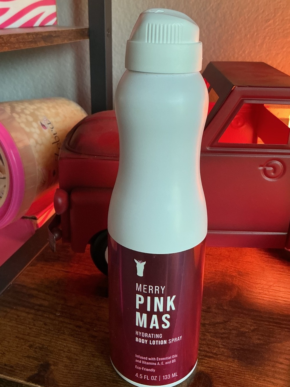 Merry Pinkmas Hydrating Body Lotion Spray